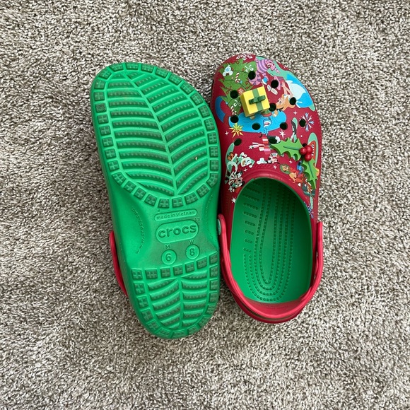 Disney crocs - Picture 2 of 3